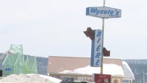 Campbellton residents buy cheaper beer in Quebec