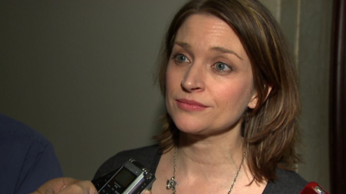 Erin Selby salary