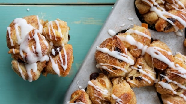 Hot cross buns