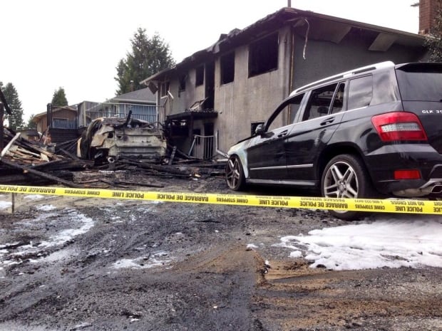 Coquitlam house fire - daytime - April 21, 2012