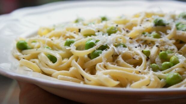 Pasta with peas