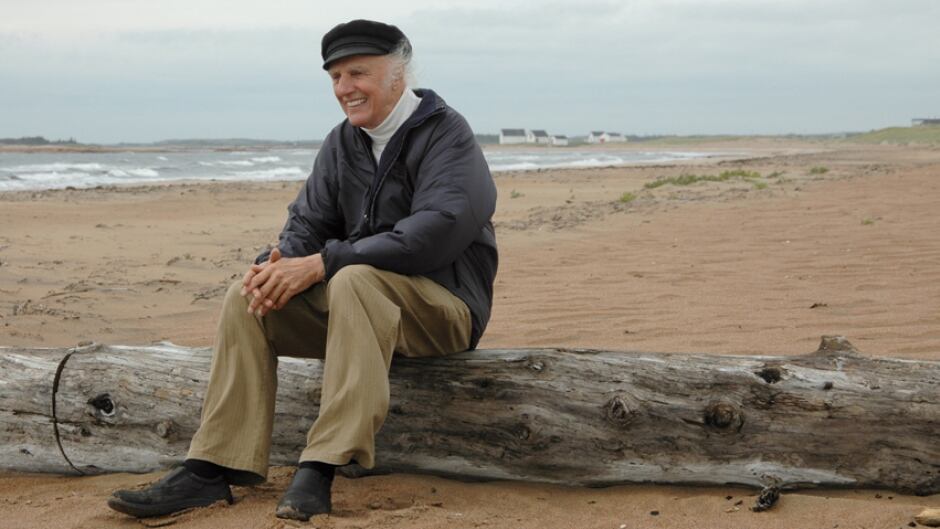 Quebec Songwriter Gilles Vigneault S Heart Broken By Pq