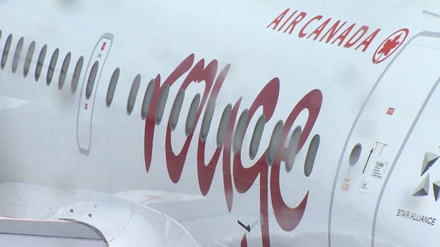 Flights grounded after clipping wings in Toronto Flights grounded after clipping wings in Toronto