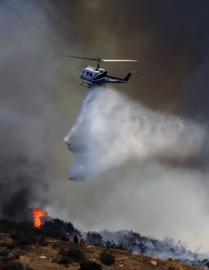 hi-helicopter-wildfire-852.jpg