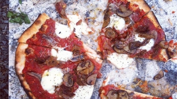 Grilled pizza