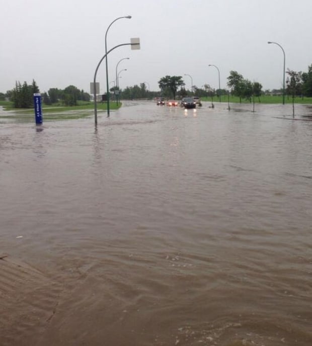 Regina flooding: McCarthy Boulevard and 7th Avenue.
