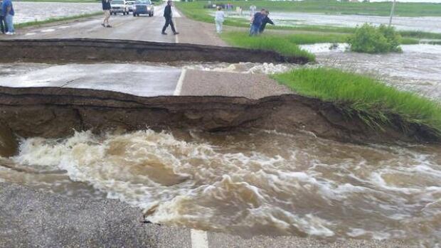 Imperial, Sask., flood damage skpick