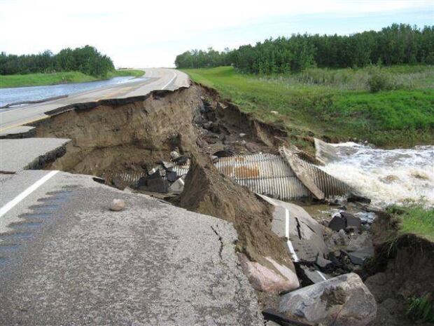 Highway 16, 2 kilometres west of Elfros