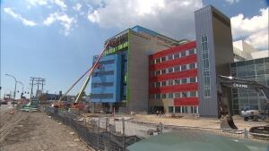MUHC superhospital