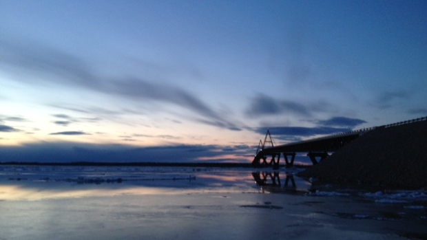 How the Deh Cho Bridge played a vital role in Yellowknife's evacuation; This summer crews will dive to the base of N\.W\.T\.'s Deh Cho Bridge to find out whether there's a defect in one of the footings\. 