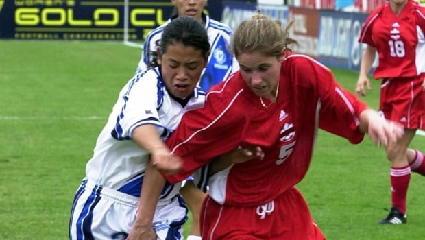 WOMENS GOLD CUP