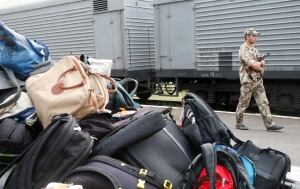 UKRAINE-CRISIS/TRAIN