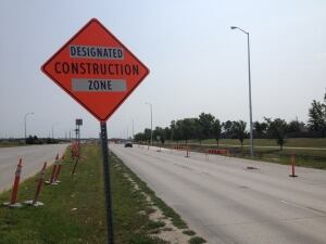Southbound Kenaston near Scurfield