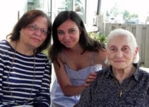 Researcher looks at how adult caregivers support each other in care for aging relatives