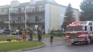 Fire hits apartment