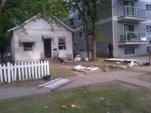 Saskatoon standoff house