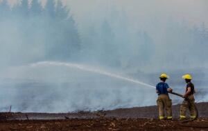 peat farm smoke worker