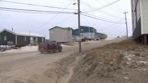 Iqaluit Plateau road