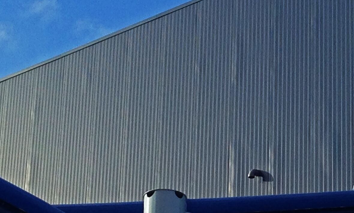 Siding bubbling up at 78M downtown Windsor aquatic centre CBC News