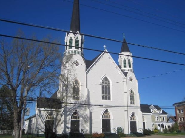 hi Sacred Heart Church