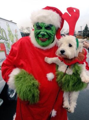 Grinch Bob Simmons