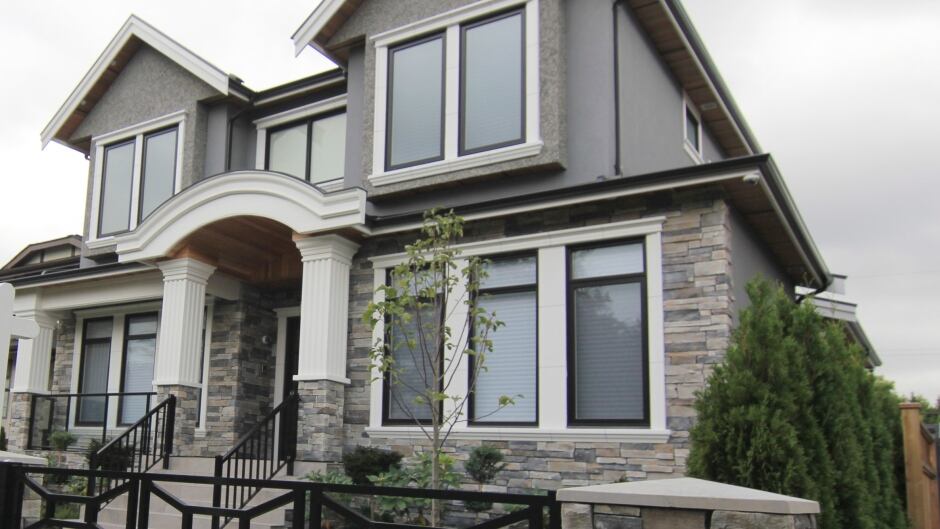 Figures show that 22 per cent of homeowners – an estimated 2.15 million Canadian homeowners – had a home equity line of credit in 2014. They owed an average of $57,000.