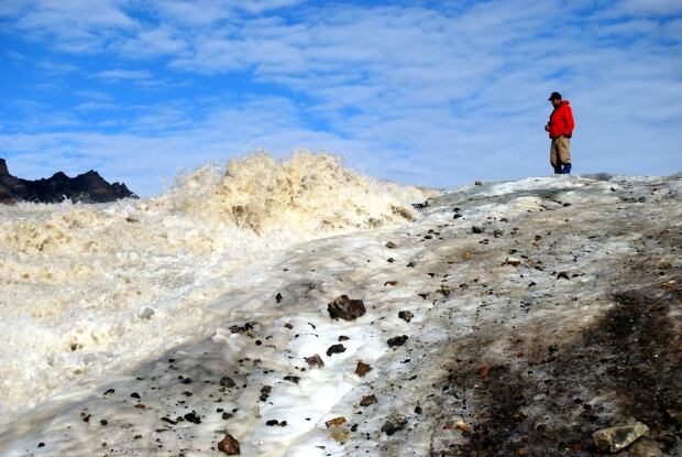Steve Grasby sulphur glacier