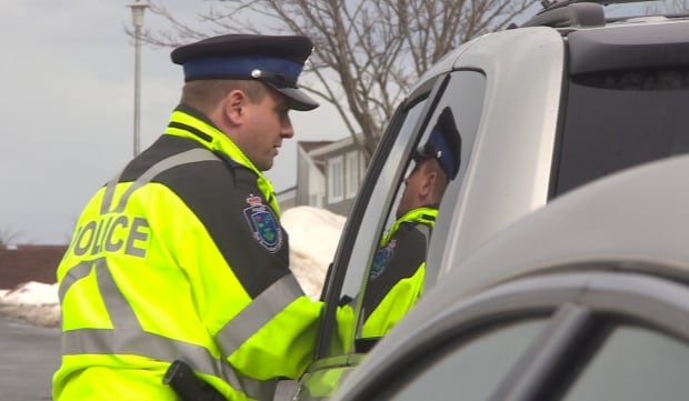 RNC officer pulls over vehicle