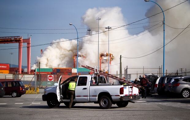 CANADA-PORT chemical fire EMERGENCY March 4 2015 Vancouver Metro Port