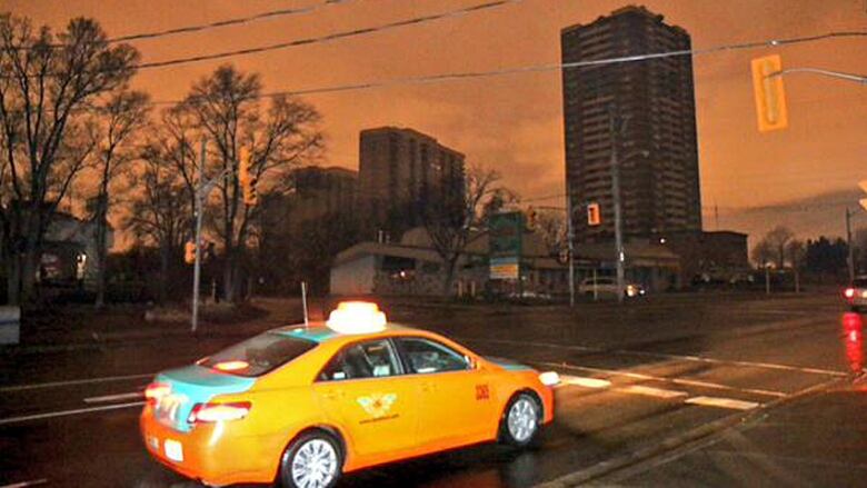 Toronto Hydro Reports Power Outages In Parts Of The City Cbc News