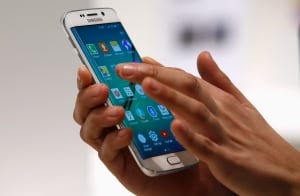 Samsung Galaxy S6 Edge smartphone