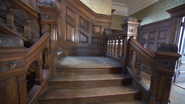 Rennie's Mill Mansion staircase
