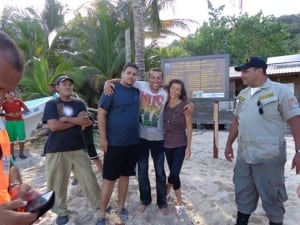 andy and loretta with rescuer