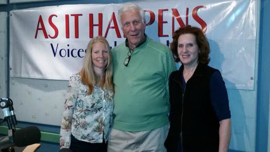 Former CBC host Andy Barrie, along with filmmaker Lana Slezik (left) and As It Happens host Carol Off (right)