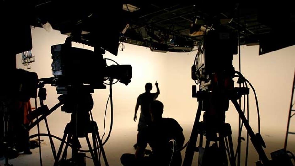 cbc.ca - Yvette Brend - U.S. television productions stalled in Vancouver by bottleneck in COVID-19 testing