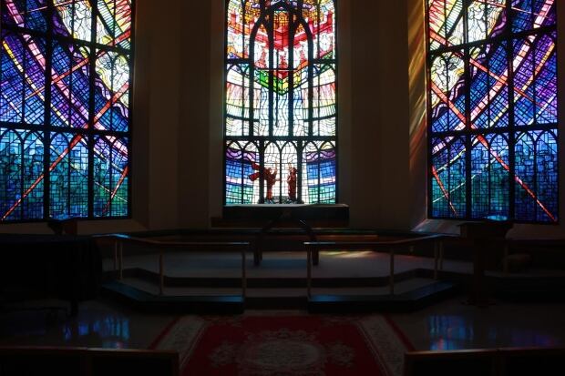 Dudley Hanks Stained Glass