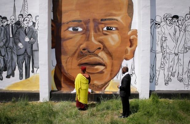 Freddie Gray mural