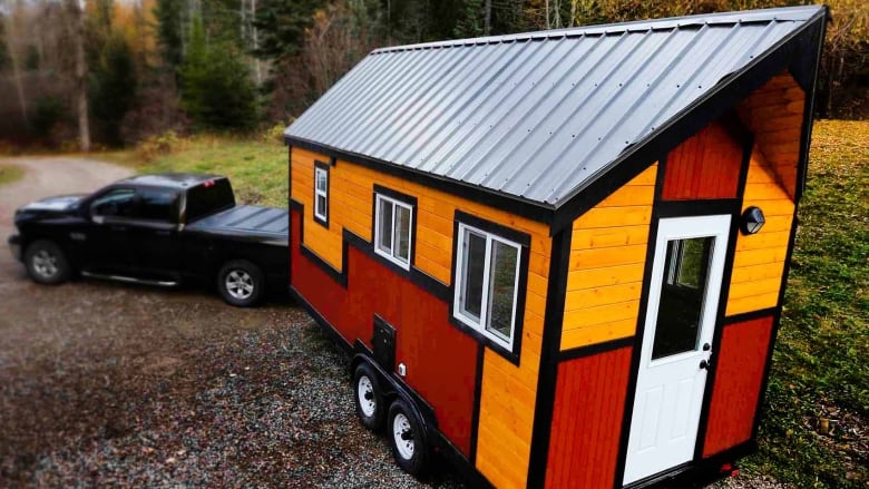 Okanagan couple faces fines, legal action over tiny home