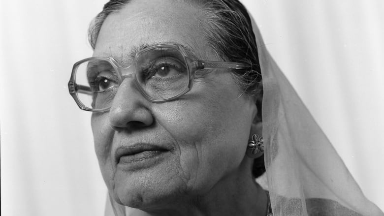 Wally Oppal's 100-year-old mother a symbol for B.C.'s South Asian