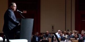 Boyd speaks at GPS event in Cgy