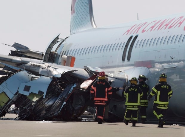 Halifax Hard Landing March 30 2015 air canada
