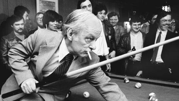 Jacques Nadeau, Le Devoir photographer, robbed of his life's work | CBC