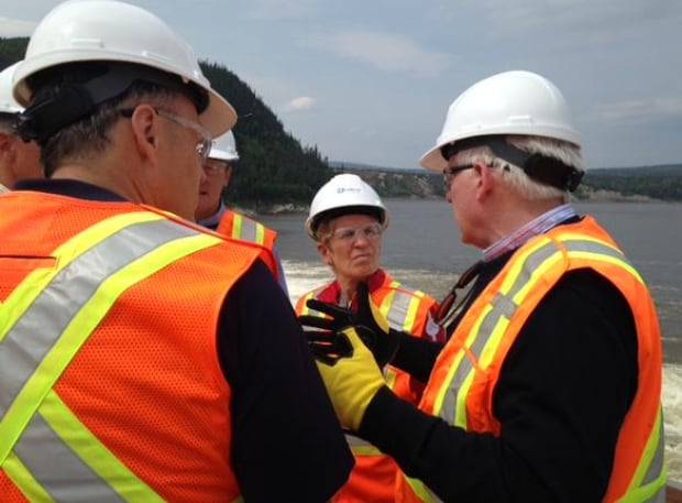 Muskrat Falls premiers tour 02