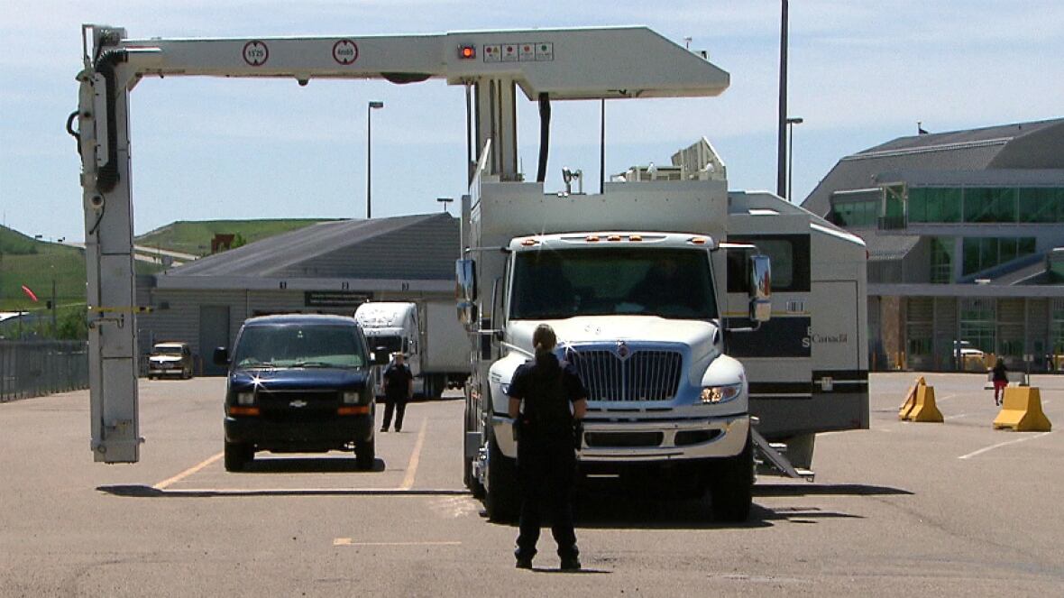 Coutts border officials get boost from old and new techniques CBC News