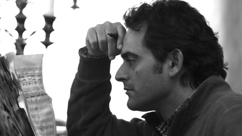 Can you turn a country's pain into a healing symphony? Syrian composer Malek Jandali joins Shad to discuss.