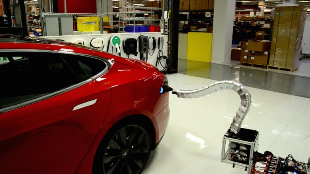 Tesla Robot Snake