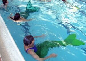 Aquamermaid school tail