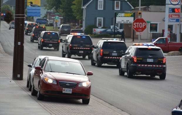 Barry's Bay OPP heavy police presence active gunman shooter Wilno Sept 23 2015