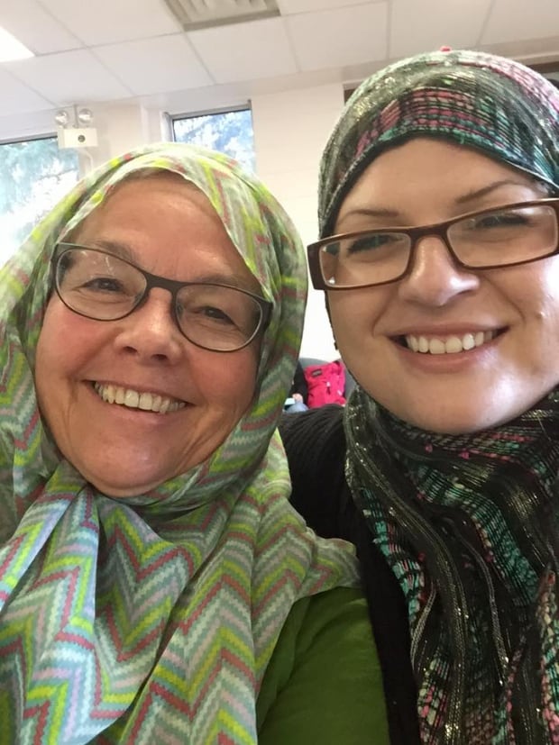 Cheryl Toth - hijab experiment