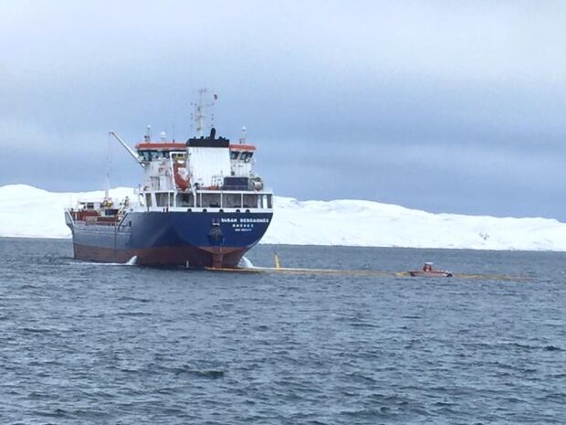 M/T Sarah Desgagnés fuel spill nunavik salluit